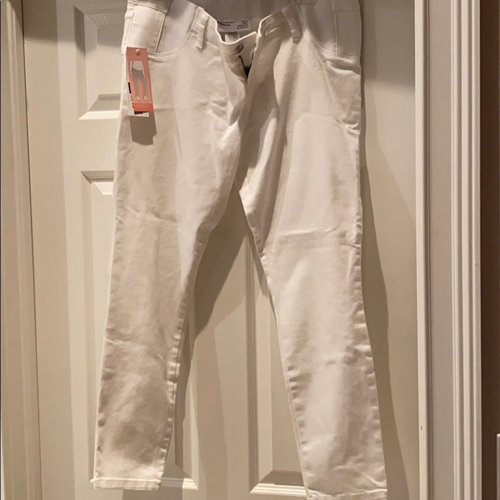 Liz Lange Maternity White Inset Side Panel Jegging